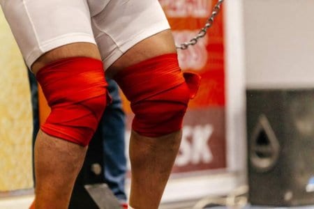 powerlifting-knee-wraps