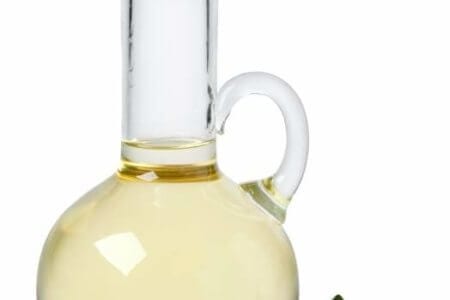 bottle-with-safflower-oil