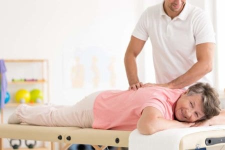rehabilitation-of-elder-woman