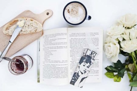 book-snacks