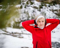 senior-woman-jogging-in-winter-nature