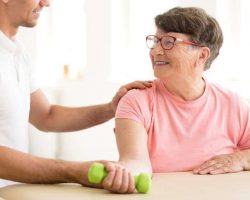 older-woman-in-physical-rehabilitation