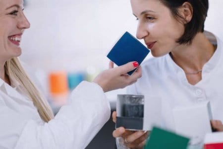 smelling-candle